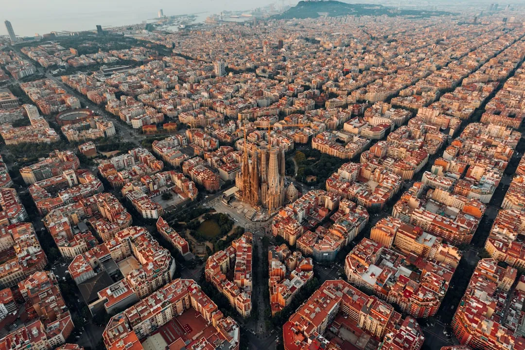 İZMİR'DEN İSPANYA VE ENDÜLÜS İKONLARI Pegasus Havayolları ile 5 gece Madrid Gidiş – Barcelona Dönüş || 16560||21665 - 5