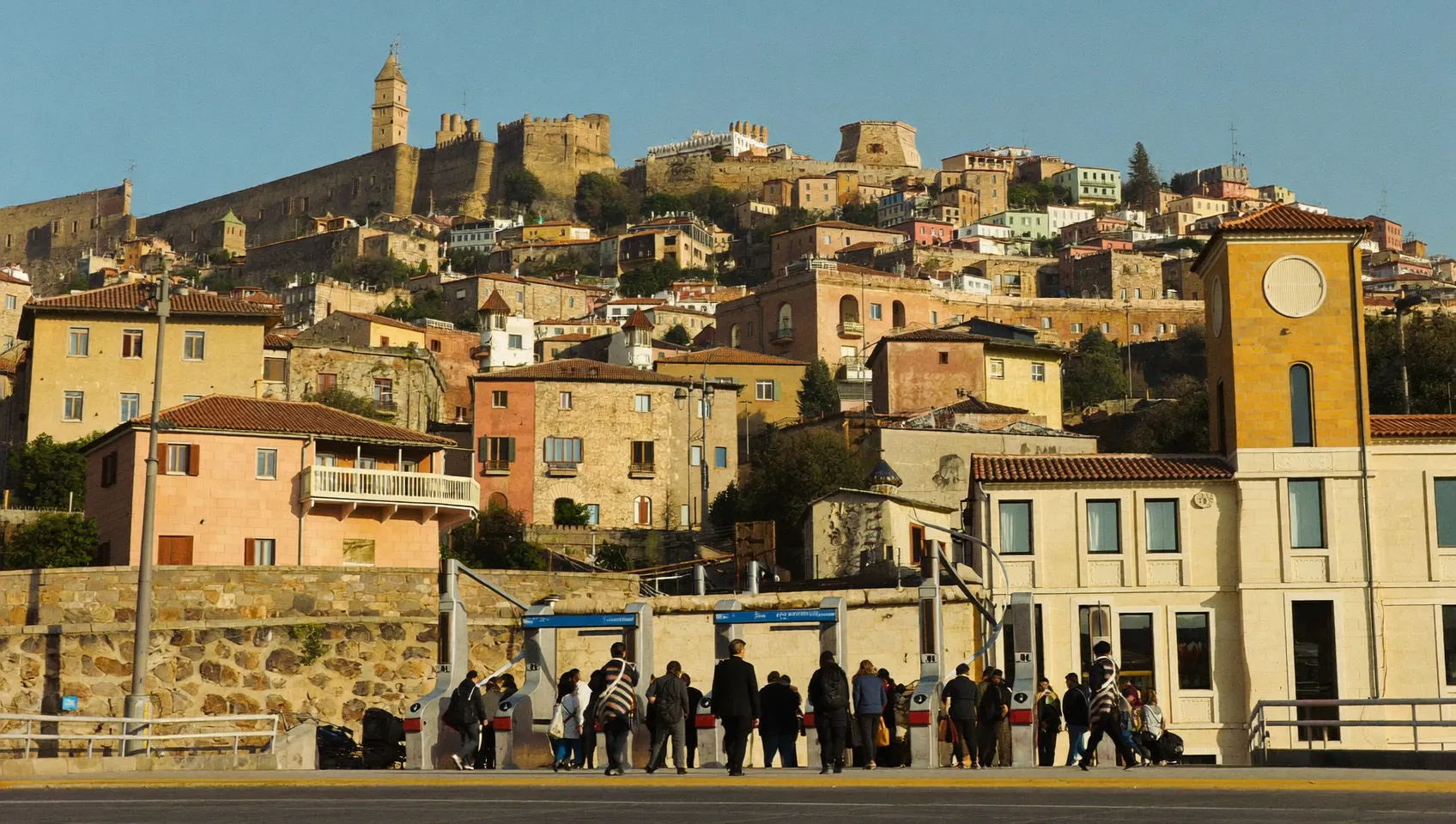 Gürcistan'da Şehir İçi Ulaşım Nasıl Sağlanır? Tiflis
