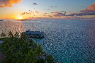 Villa Park Sun Island Resort