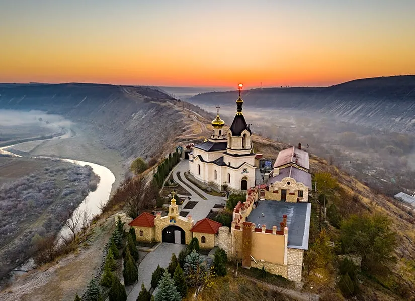 Moldova'nın Kalbine Yolculuk Kişinev Turu Türk havayolları ile 3 Gece 4 Gün